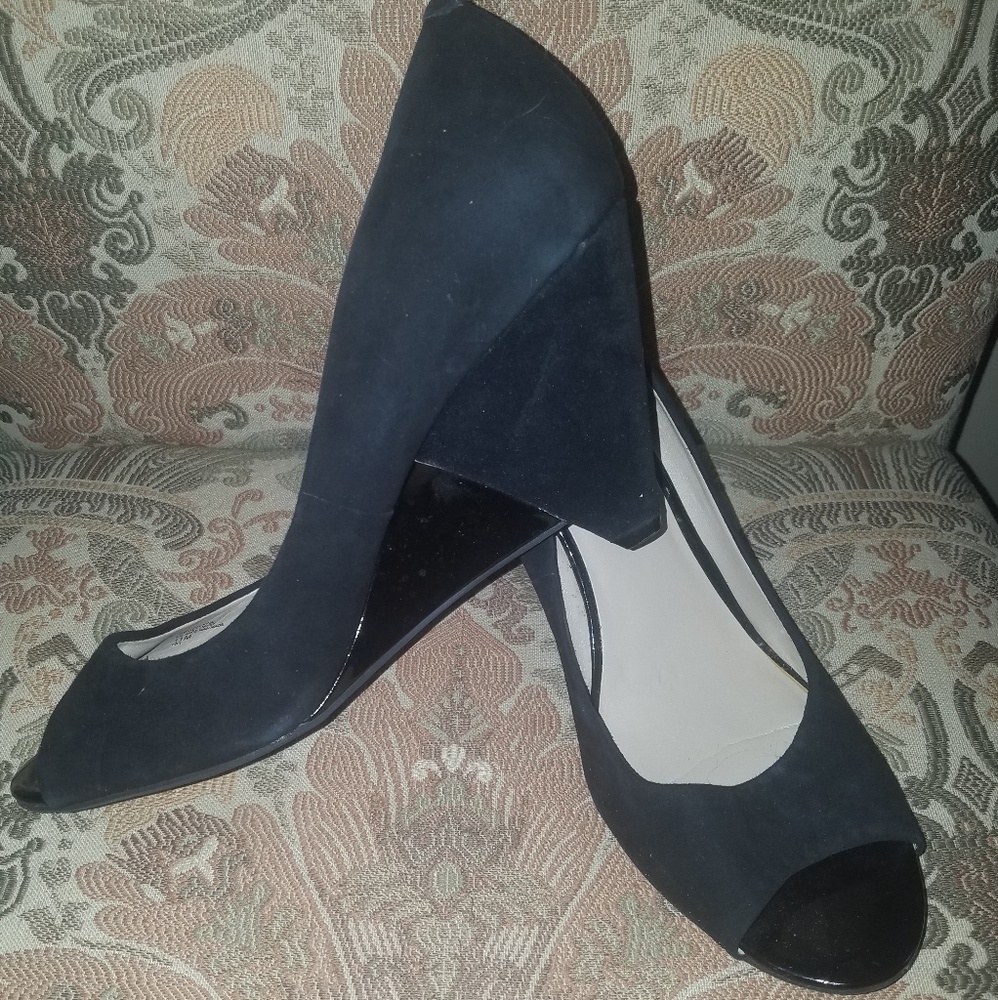 Wedge shoes